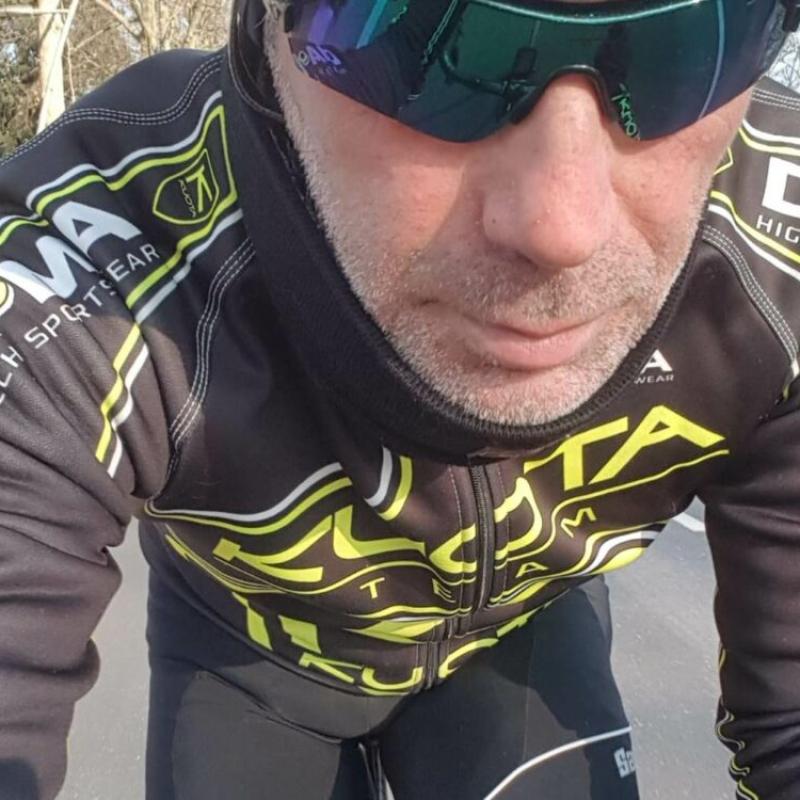 Fabbisogno calorico e proteico nel ciclismo